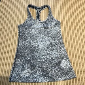 🩶lululemon tank top🩶